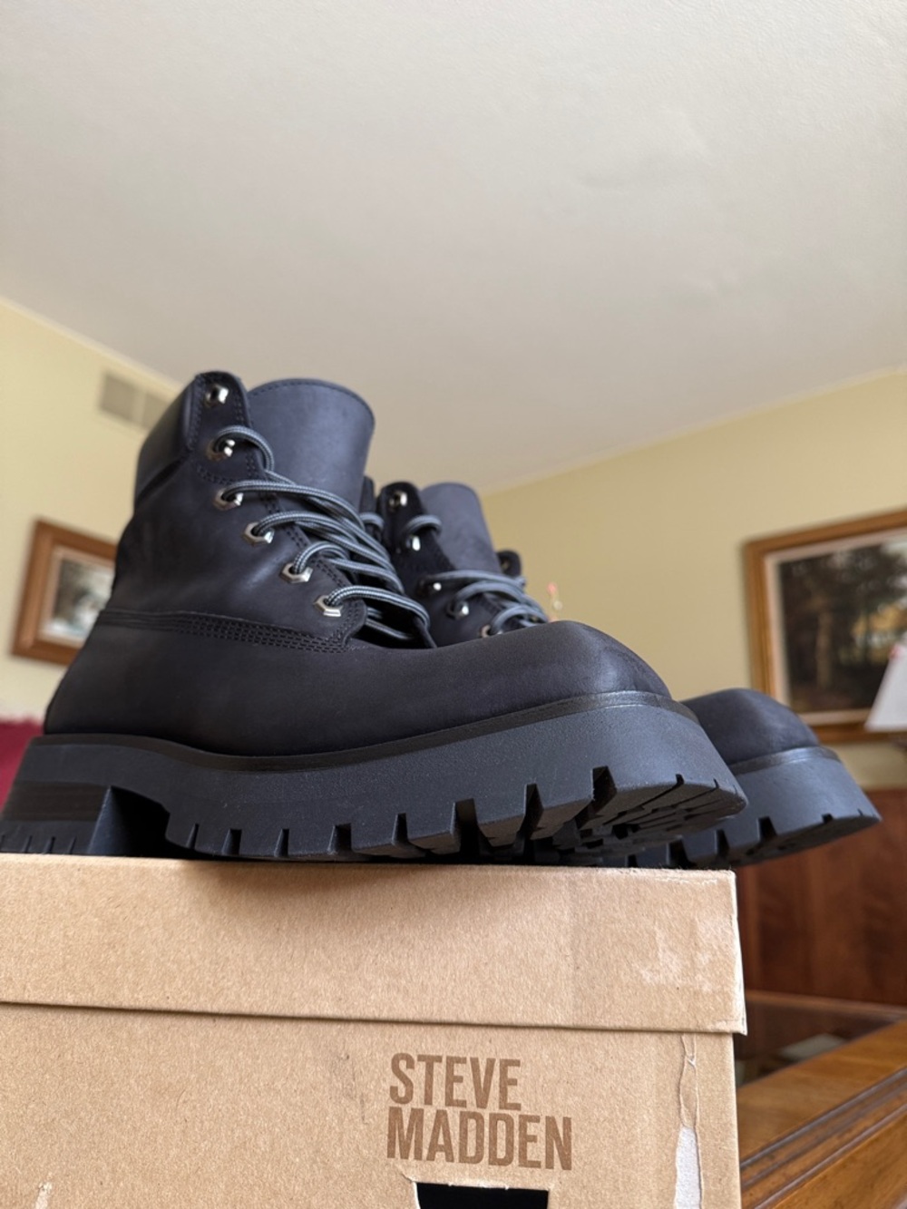 Steve Madden STOMPER Women’s Black Leather Platform Urban Boot Size EUR41 - Picture 4 of 17
